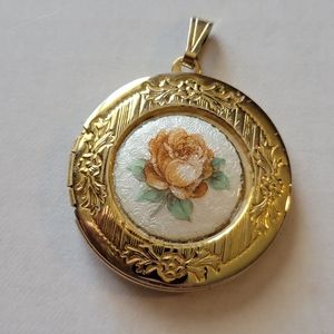 Vintage Floral Guilloche Locket Gold Tone Pendant Rose Enamel Photo Keepsake
